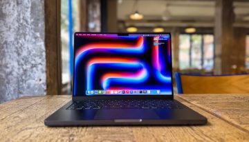 Apple se ha acomodado tanto con sus wallpapers que ya ni se molestan en renovarlos. La razón es simple: ahorro de costes