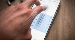 Llevaba años tocando el botón «Seleccionar» del iPhone por pura inercia. Un gesto oculto hace exactamente lo mismo en menos tiempo