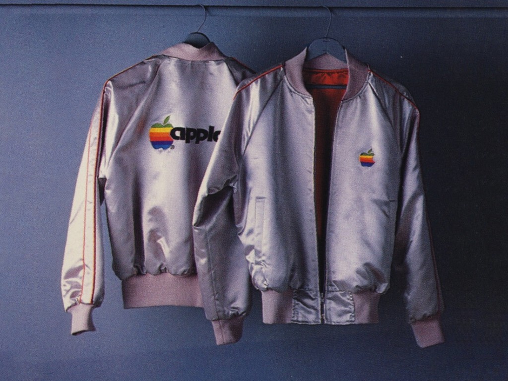 Apple ha empezado a celebrar su 50 aniversario por todo lo alto. A mí me bastaría con que trajeran de vuelta su experimento de los ochenta 