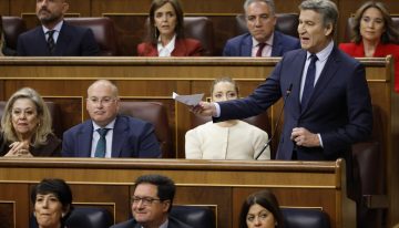 Feijóo tacha a Sánchez de «perdedor» y le acusa de «aprovecharse de la guerra»