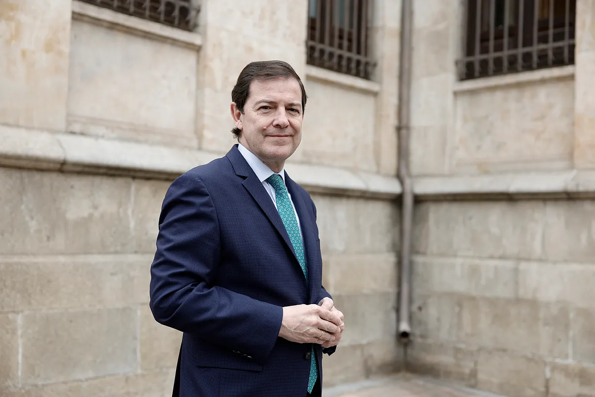 Alfonso Fernández Mañueco: «Es imprescindible que Vox se comprometa a apoyar al menos dos presupuestos»