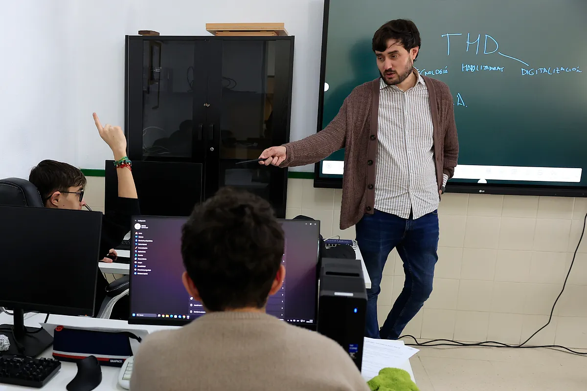 Más de la mitad de los profesores ha sufrido o ha sido testigo de agresiones en las aulas durante el ultimo curso: «Hay inseguridad y sensación de desprotección»