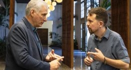 Pablo Iglesias se enrola en la estrategia propagandista del régimen cubano