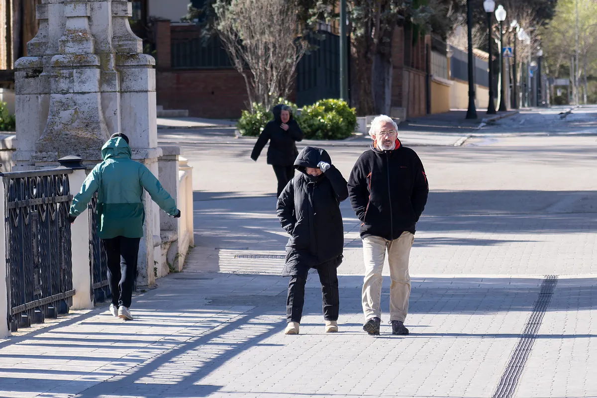 AEMET pone hoy en alerta a siete comunidades por fuerte viento