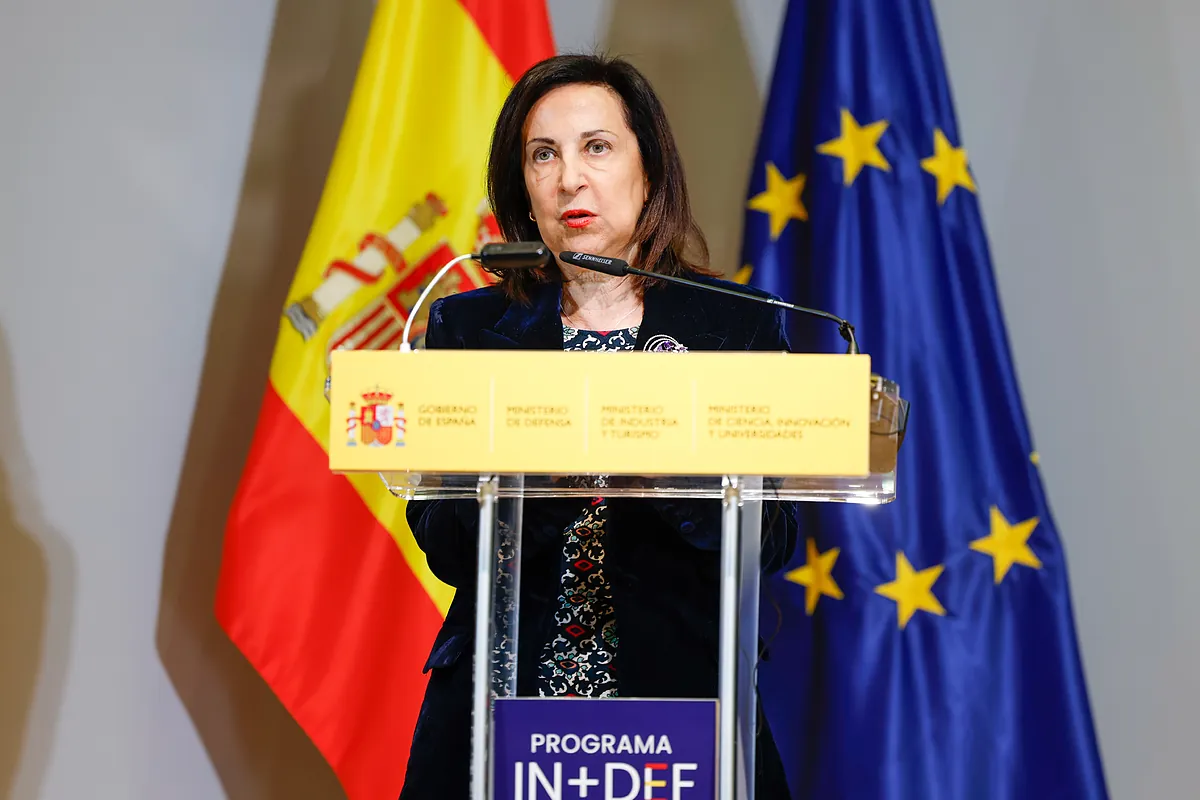 PP y Podemos desmienten el 'No a la guerra' del Gobierno: un «cierre del espacio aéreo» con más de 70 vuelos