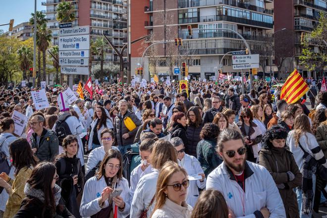 El Ministerio de Sanidad y el Foro de la Profesión Médica llegan a un acuerdo para evitar la huelga