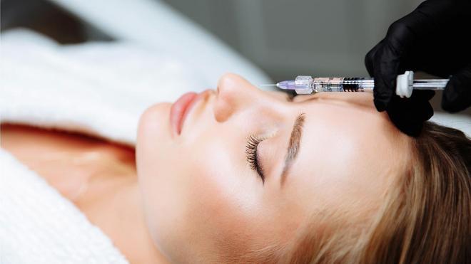 Sanidad prohíbe las cirugías estéticas a los médicos que no tengan la especialidad