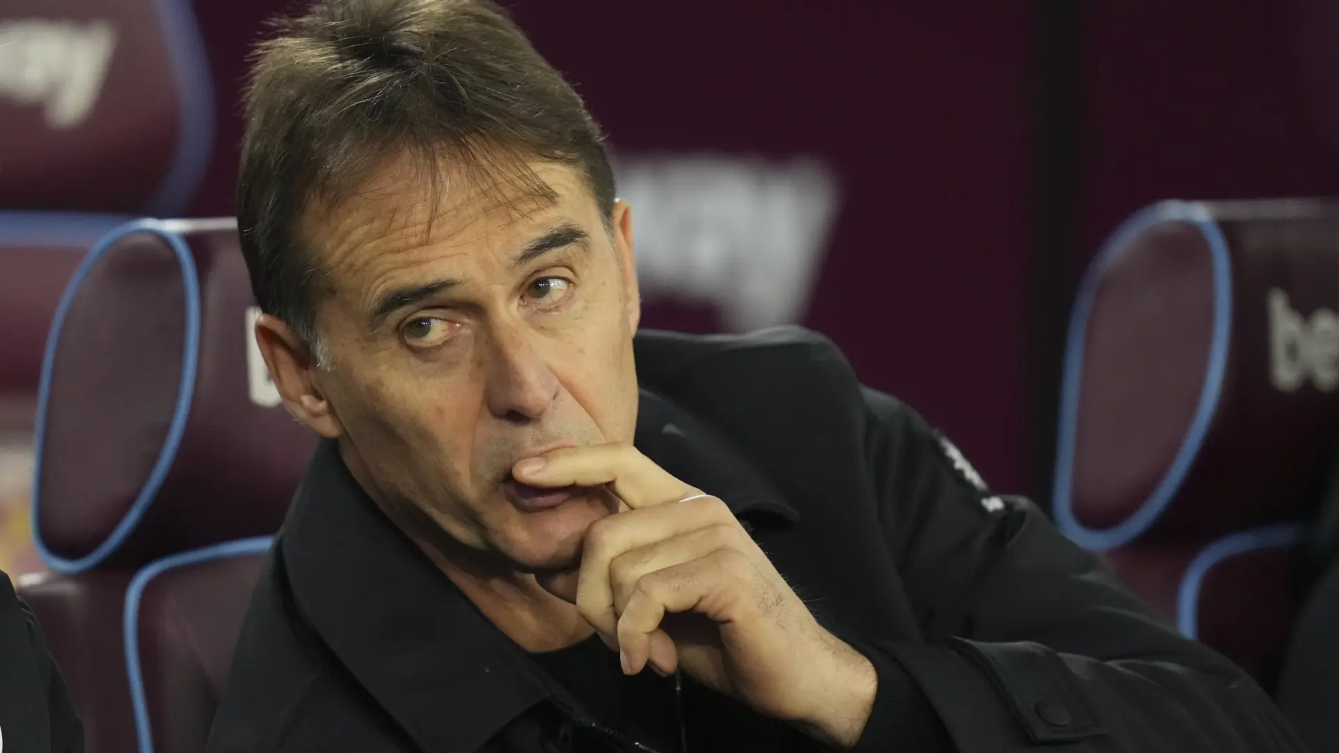 Julen Lopetegui, seleccionador de Qatar: «Aquí hay una calma tensa que se rompe por esos misiles»