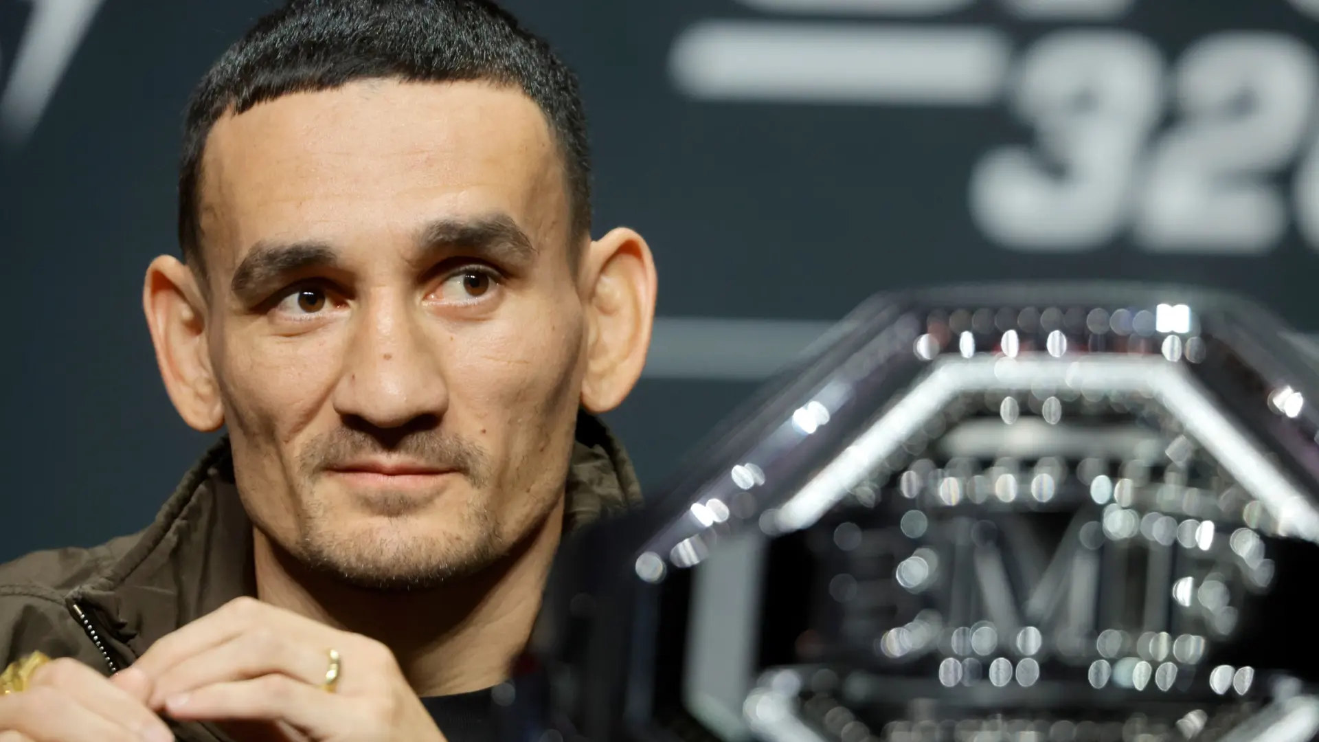 Max Holloway pone el foco en Conor McGregor: «Me ganó una vez, sería muy divertido vengarme de él»