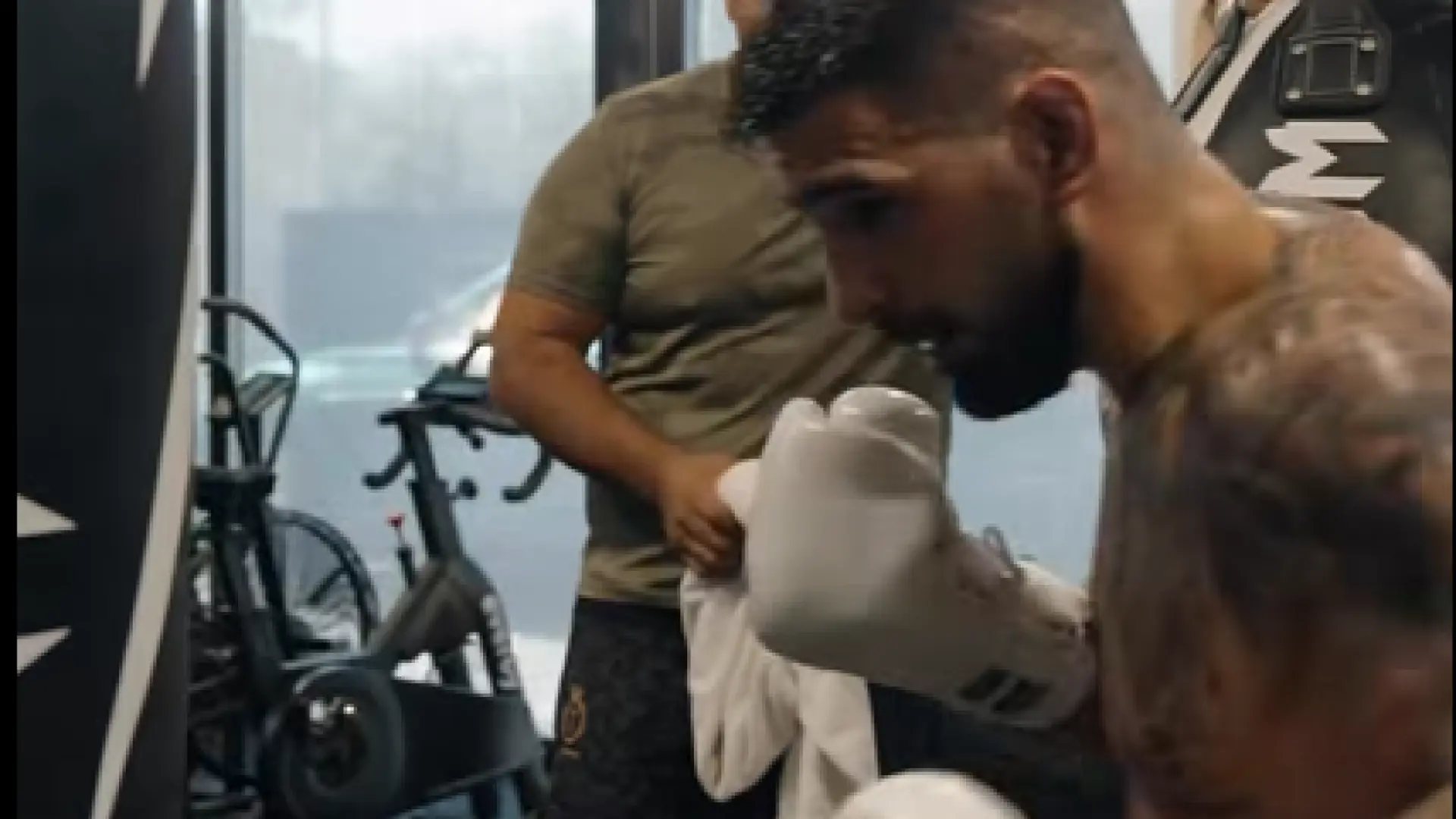 Ilia Topuria continúa su preparación para la Casa Blanca con exigentes entrenamientos en Madrid: «Trabajo duro y dedicación»