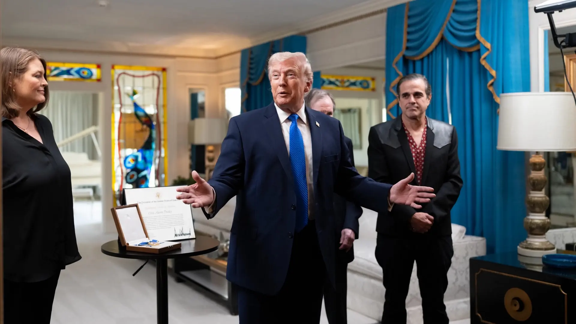 Donald Trump visita Graceland, la mansión de Elvis Presley: «¿Quién no le ama?»