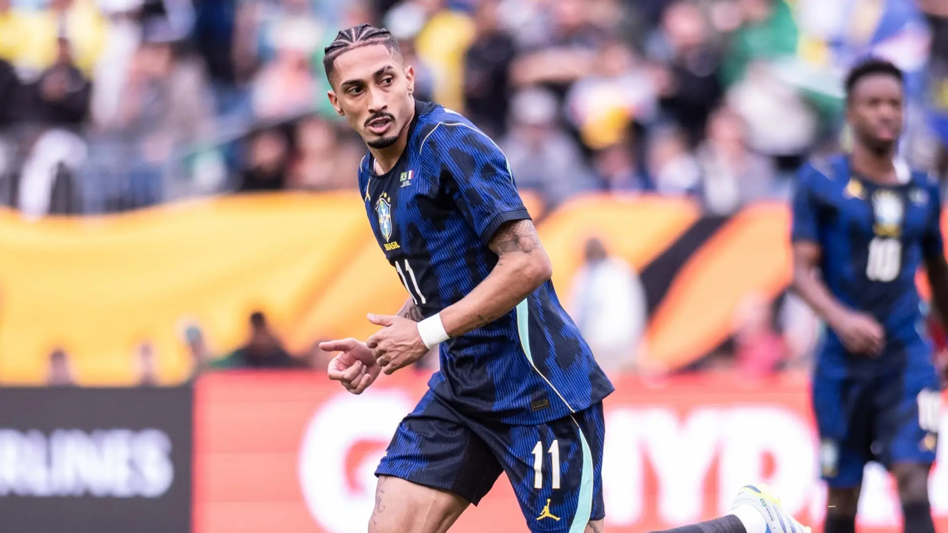 Problemas para el Barça: Raphinha se lesiona con Brasil y estará más de un mes de baja