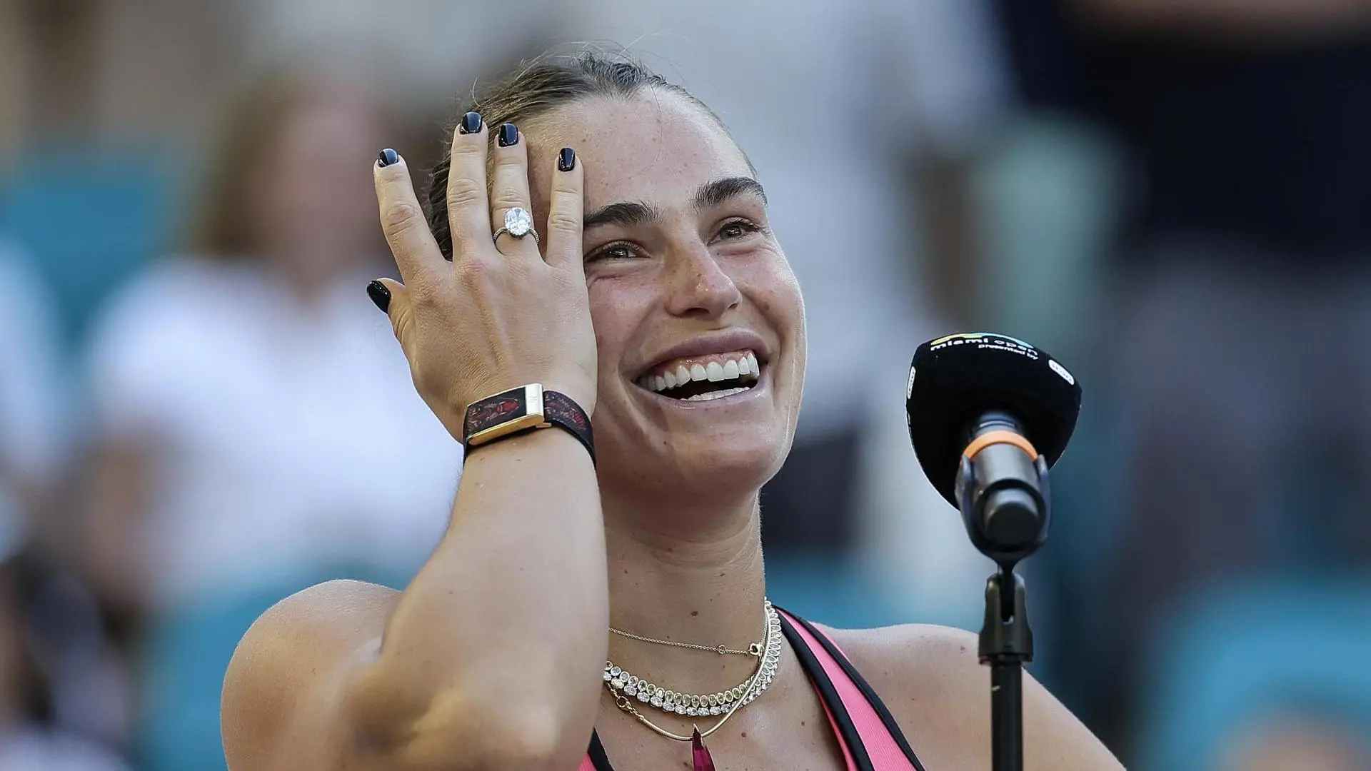 Aryna Sabalenka se disculpa con una aficionada por su comportamiento: «No debí ser tan grosera, pero no puedes hacer eso»