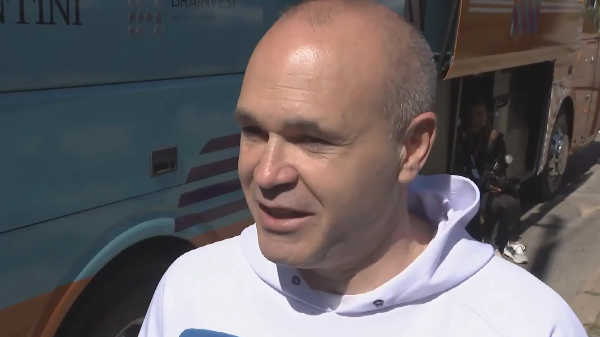 Andrés Iniesta, emocionado tras la victoria de Gilmore en la última etapa de la Volta a Catalunya: «Tengo que venir todos los días»