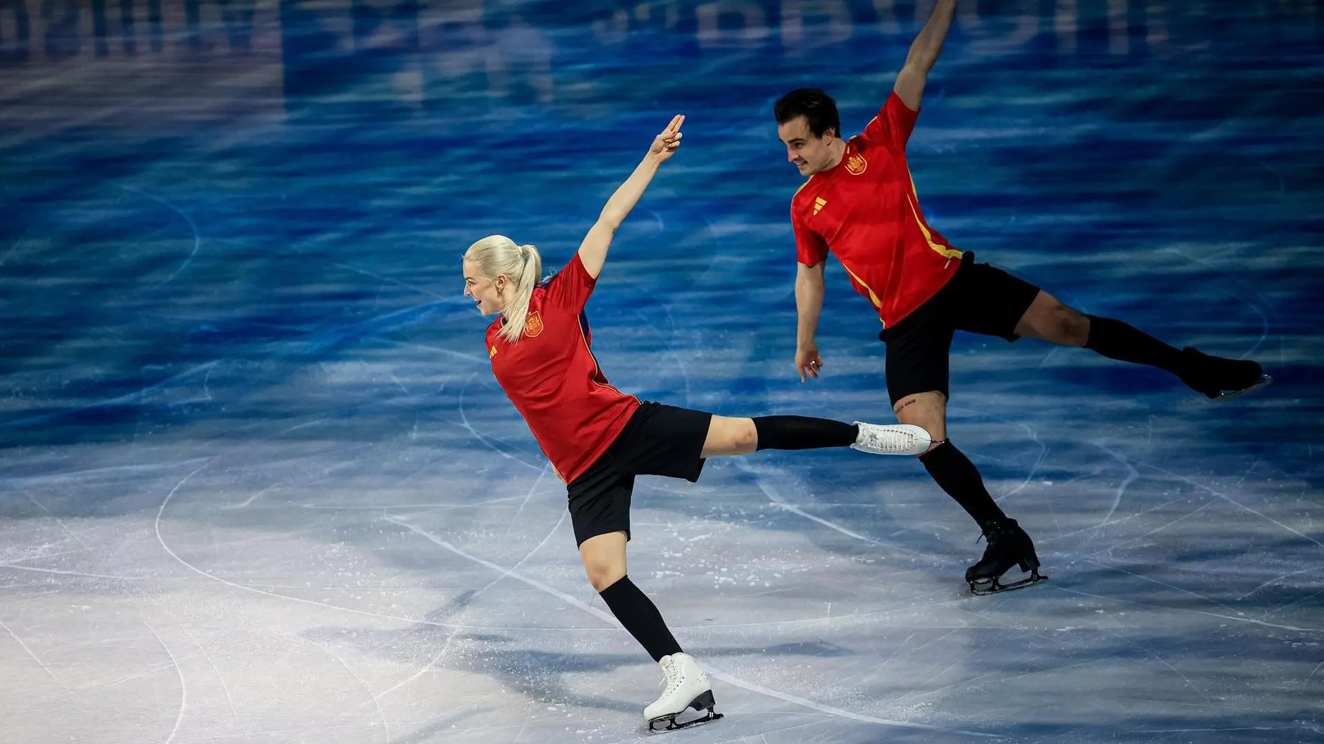 Guiño a la selección en el Mundial de patinaje artístico: Olivia Smart y Tim Dieck brillan en la exhibición final con la camiseta de España