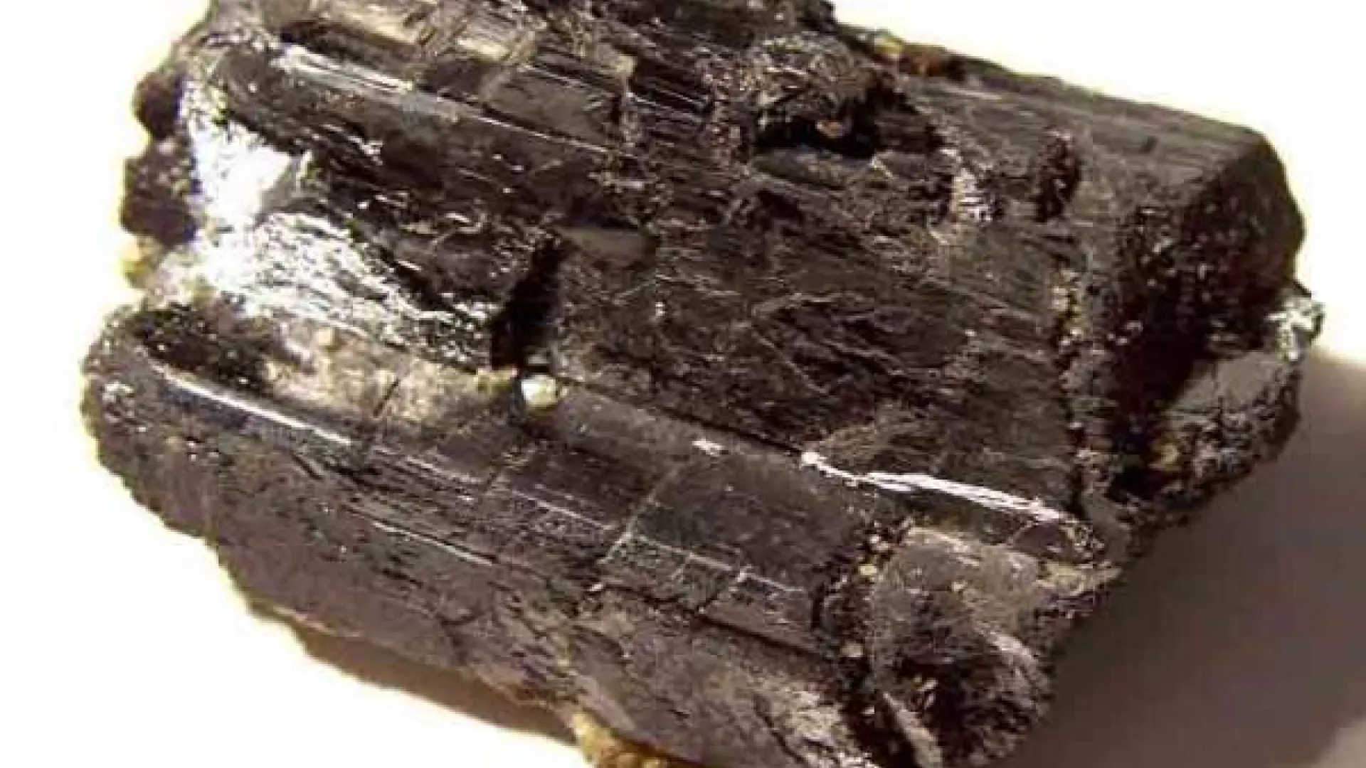 China dispara el precio de este metal un 520% en plena tensión con Trump: así puede favorecer a España