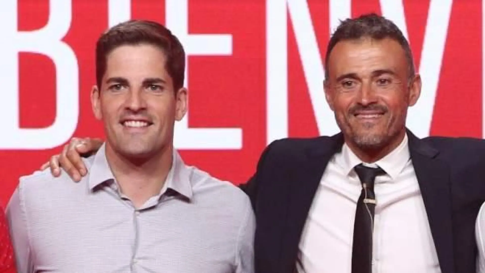 Robert Moreno, exseleccionador de España: «Me encantaría solucionar las cosas con Luis Enrique, no me gusta vivir con rencor»