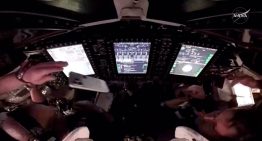 Los astronautas que vuelan hacia la Luna querían hacerse fotos de recuerdo. La solución de la NASA ha sido inédita: meterles un iPhone en el bolsillo