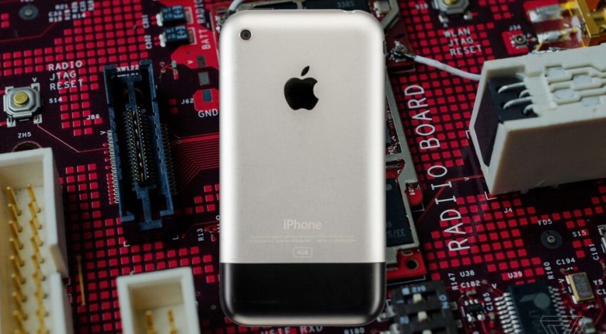 Un inédito prototipo del primer iPhone demuestra cómo tuvo que ingeniárselas Apple para mantenerlo en secreto