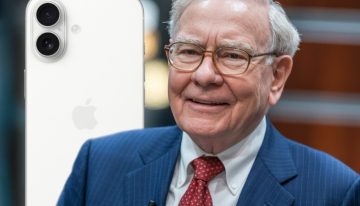 Si te ofrecen 10.000 euros a cambio de no comprar un iPhone nunca más, ¿aceptarías?: Warren Buffett apuesta a que no