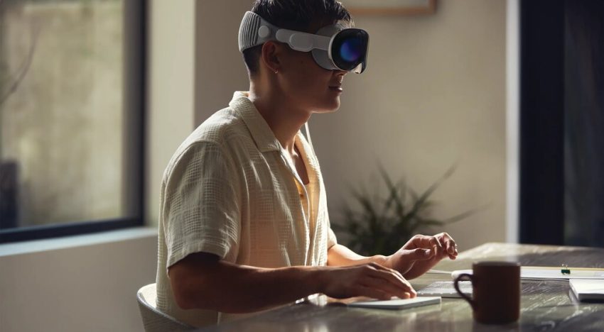 Pasar por el quirófano no es el plan ideal de ningún paciente. Al menos la consulta en este hospital incluye probar el dispositivo más exclusivo de Apple