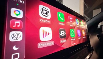 He bajado al coche a probar la nueva app de ChatGPT para CarPlay. Por fin tengo un copiloto con el que se puede hablar de verdad