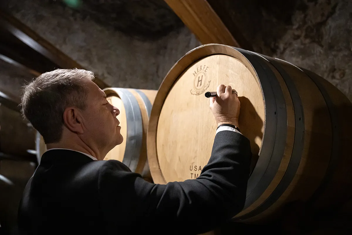 Page denuncia al Gobierno de Sánchez por no limitar el trasvase Tajo-Segura y el PSOE de Murcia critica su «hipocresía»