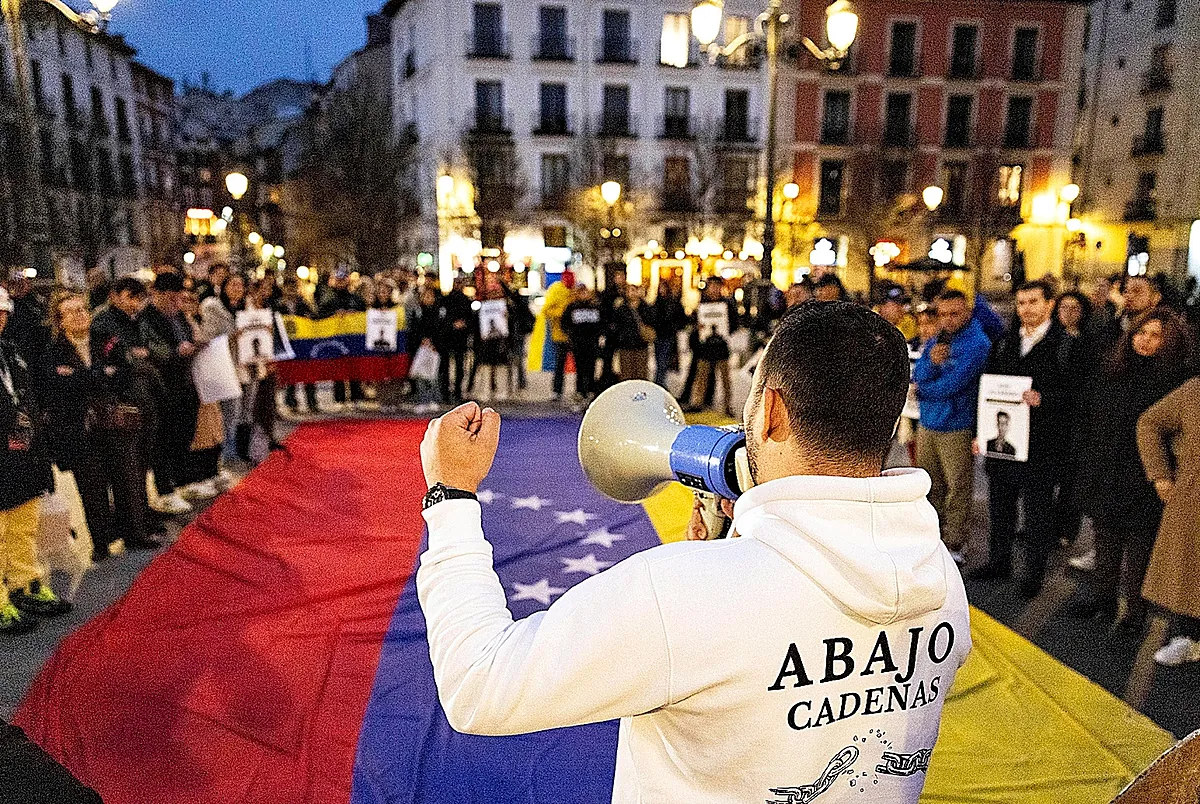 Los venezolanos denuncian el portazo de Sánchez en España: «Su estabilidad es la estabilidad de Delcy»