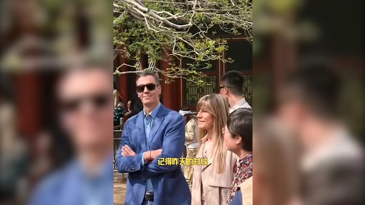Pedro Sánchez y Begoña Gómez visitan el Palacio de Verano y un 'hutong' en Pekín en la previa de la cumbre con Xi