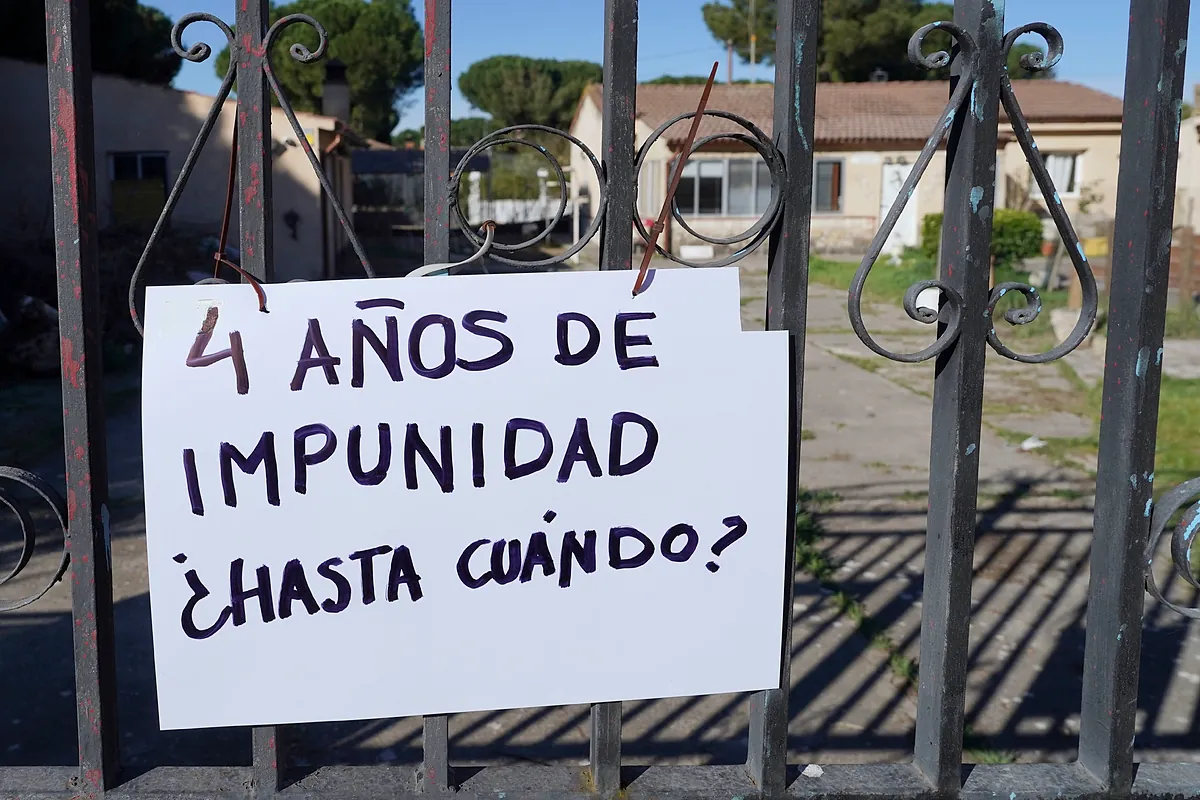 La Guardia Civil espera autorización judicial para registrar el zulo hallado en la antigua vivienda del sospechoso del crimen de Esther López