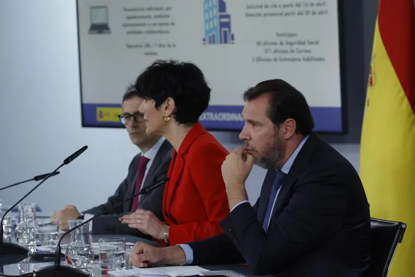 El Gobierno sale en bloque a criticar la instrucción del juez Peinado con Puente a la cabeza, que insinúa que «pretende violentar la acción política» de Sánchez