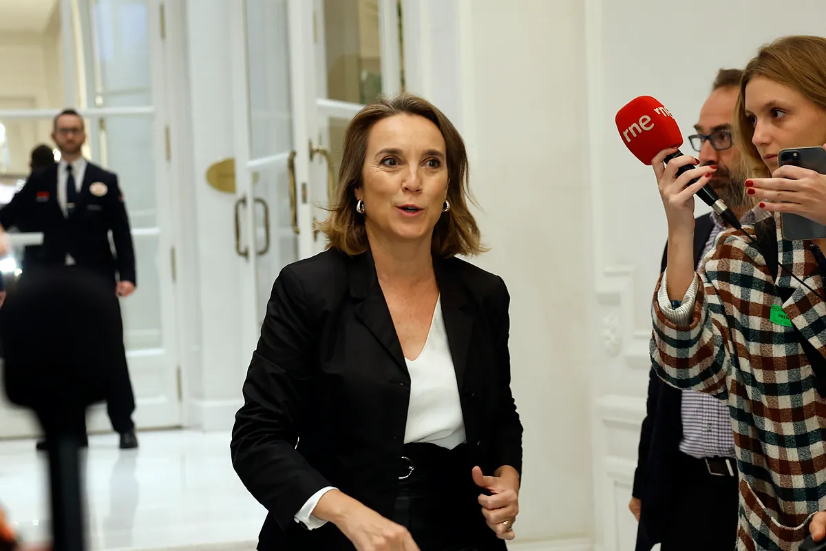 El Constitucional ampara por unanimidad al PP frente al sinfín de prórrogas acordado por la Mesa del Congreso