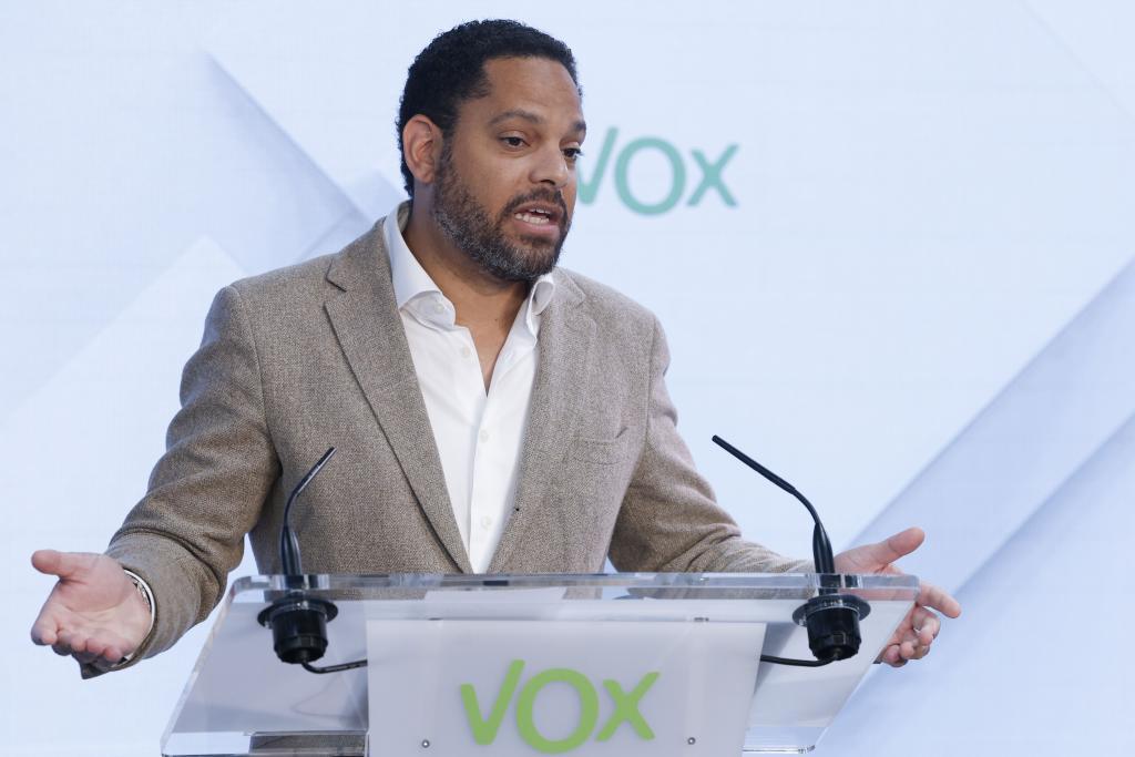 Ignacio Garriga, secretario general de Vox, en rueda de prensa.