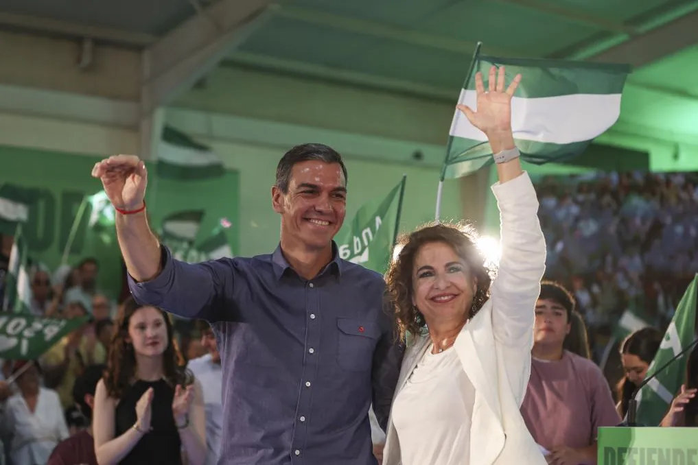 Montero rehabilita junto a Sánchez a Chaves y Griñán, los presidentes de los ERE: «Transformaron esta tierra»