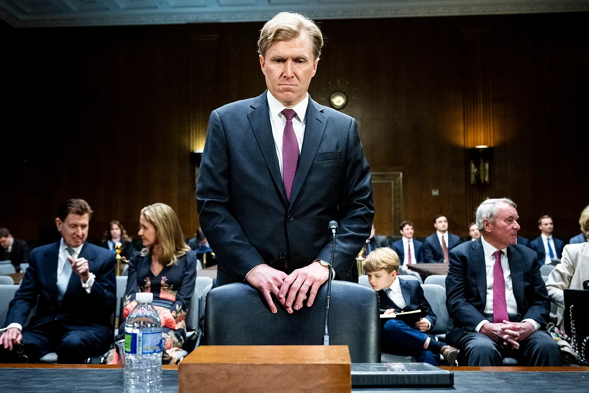 Colby, autor del plan contra Sánchez: el duro número 3 del Pentágono obsesionado con China y el gasto militar.