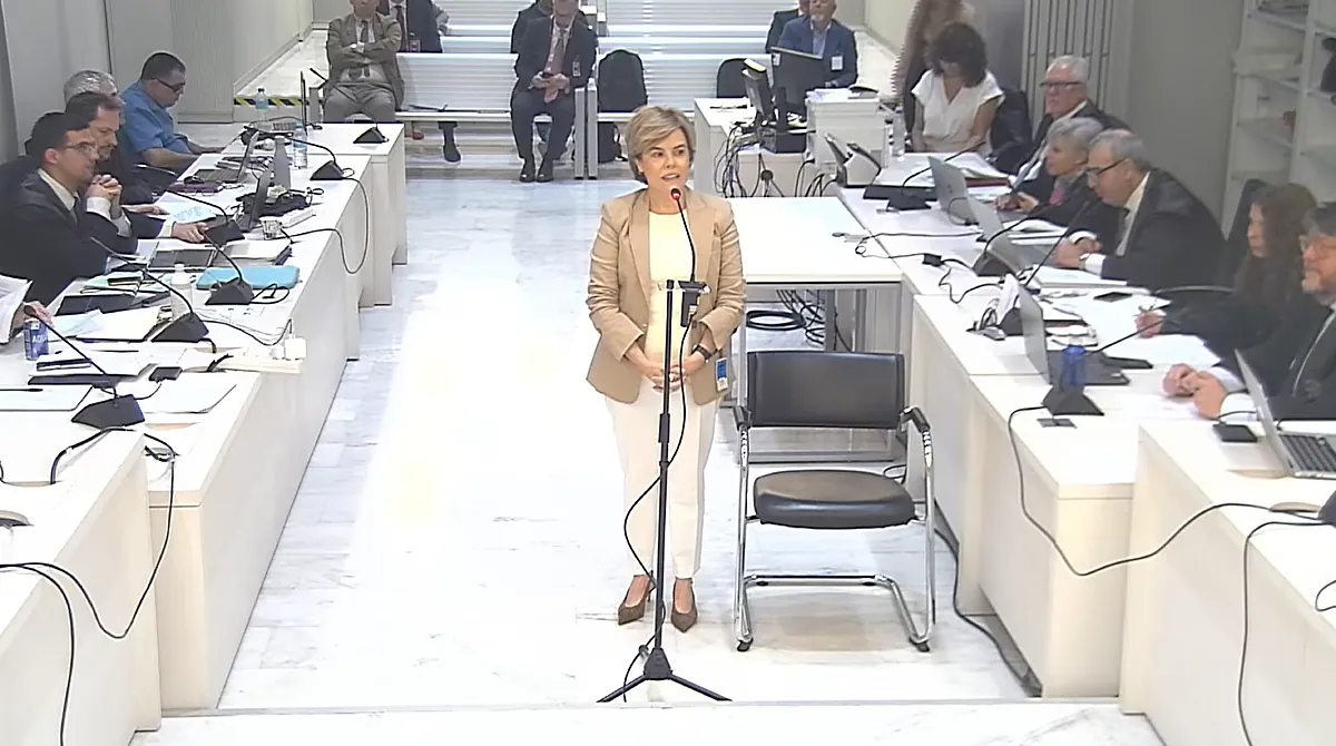Soraya Sáenz de Santamaría niega la participación del CNI en los seguimientos a Bárcenas: «No tengo constancia de la operación Kitchen»