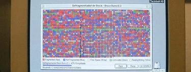 Millones de usuarios de Windows pasaban horas viendo cuadraditos moverse en la pantalla. Los Mac nunca lo pidieron y la diferencia estaba en sus entrañas