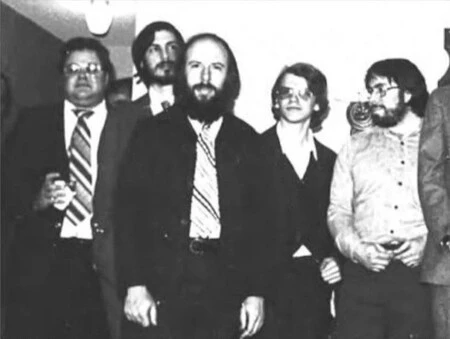 Mike Scott Steve Jobs Jef Raskin Chris Espinosa Steve Wozniak