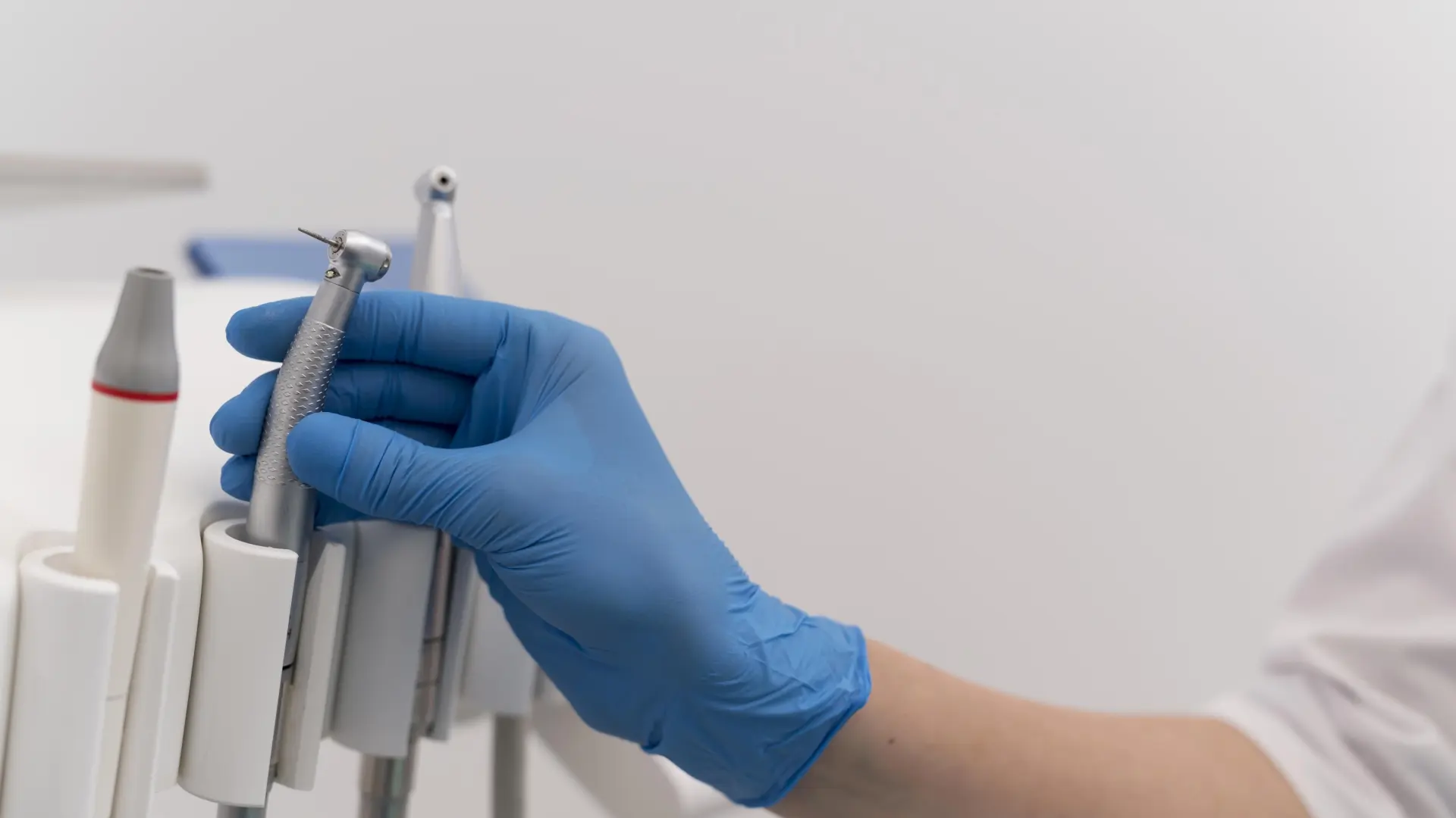 Un hombre se suicida tras quedar sin dientes por una operación fallida en Turquía