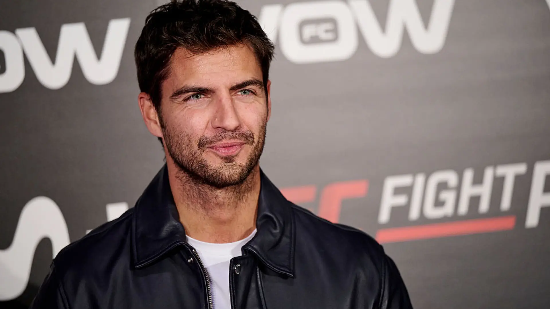 El discreto historial amoroso de Maxi Iglesias: de Ione Astondoa a Aitana Sanchéz-Gijón