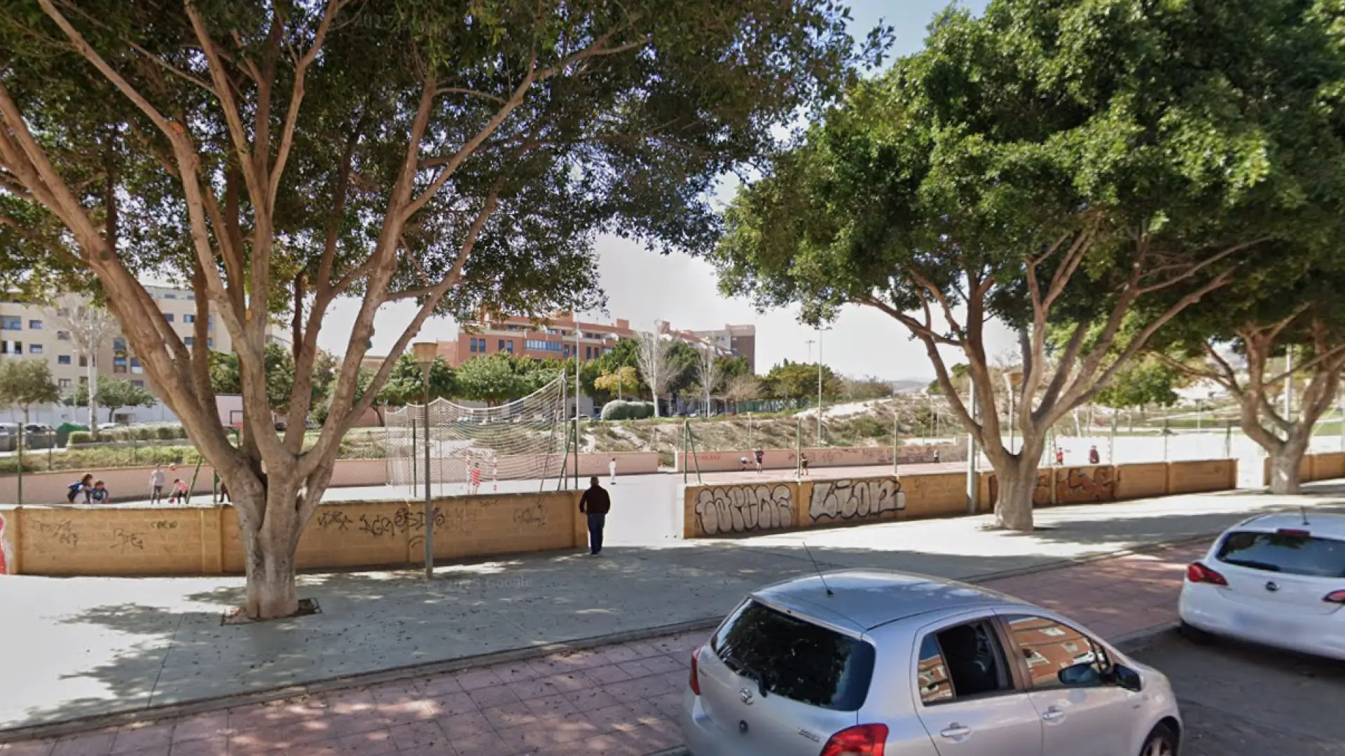 Un niño de 12 años apuñala a otro de 13 mientras jugaban un partido de fútbol sala en Almería