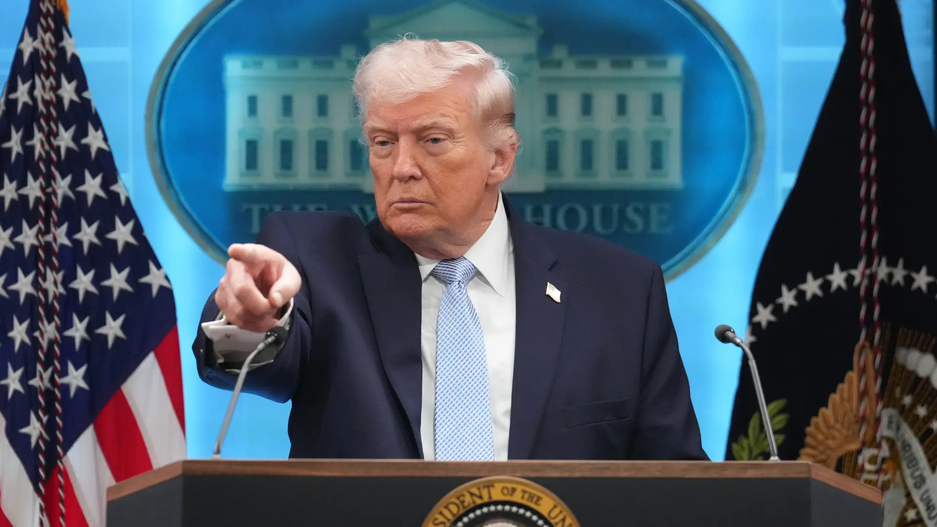 Trump amenaza con «destruir todo Irán» este martes en vísperas de que venza el ultimátum y tras fracasar el plan de paz de Pakistán