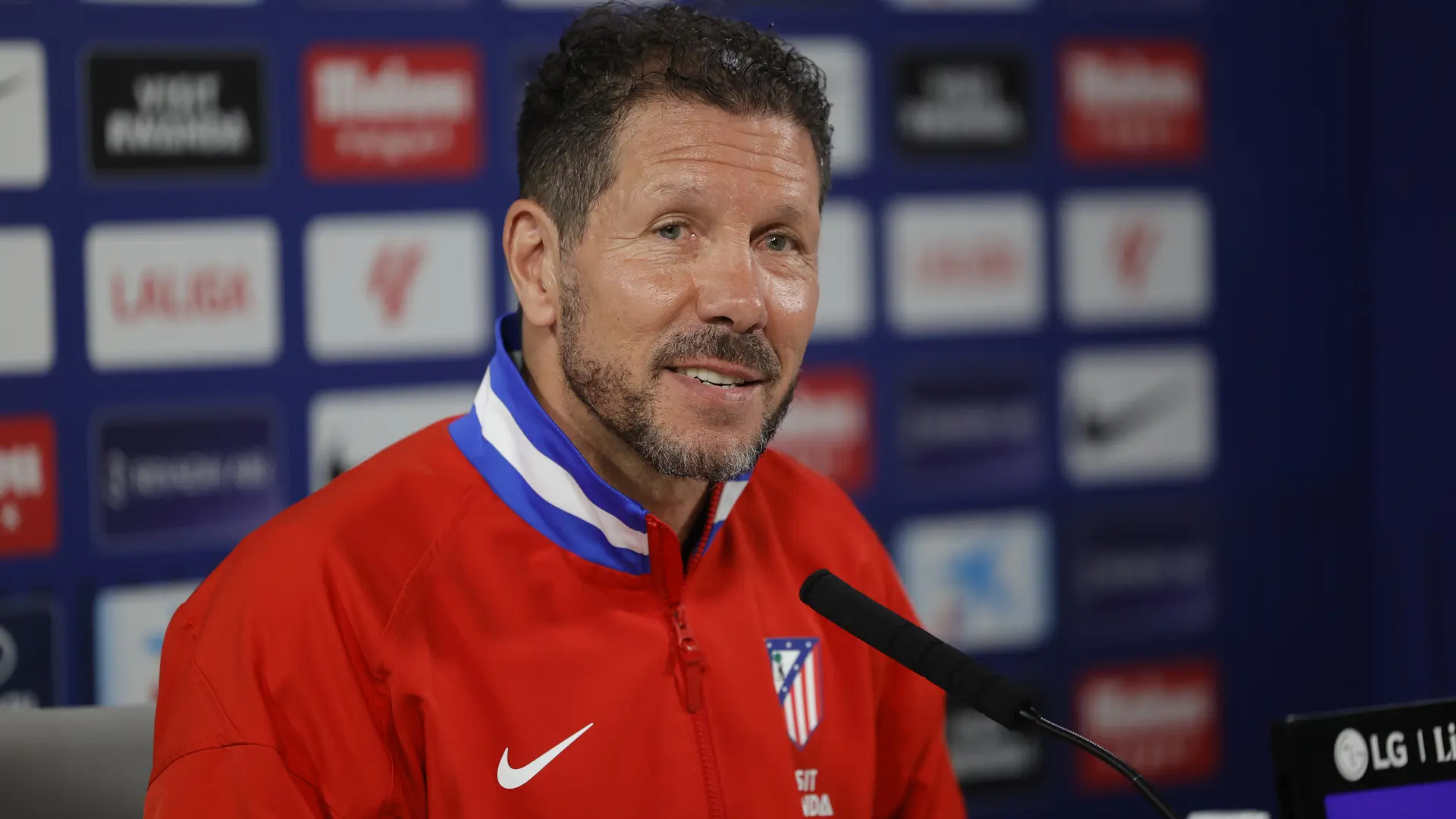 Simeone, sobre las presiones del Barcelona a los árbitros: «Vivimos en Madrid y estamos muy acostumbrados»