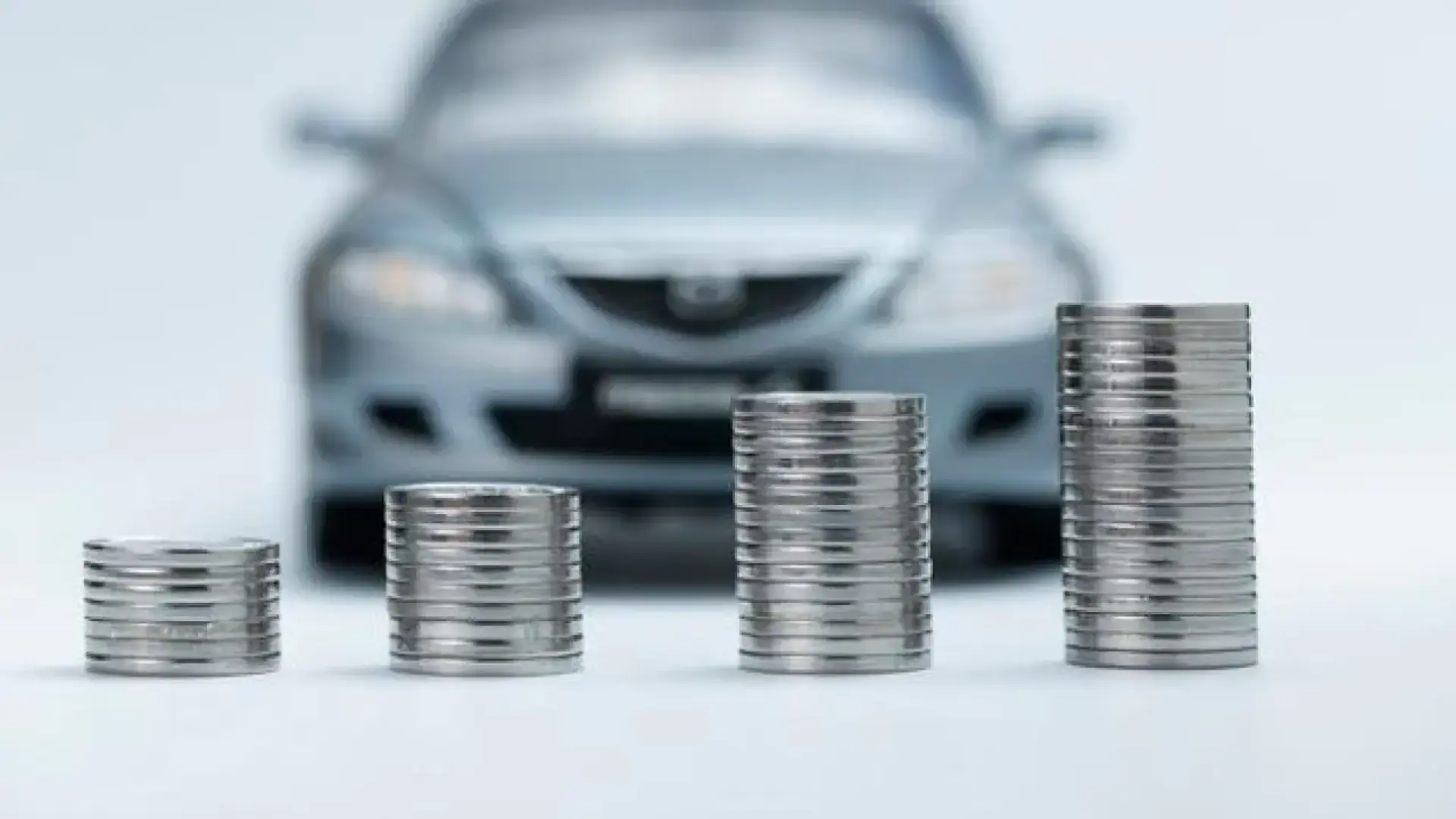 De la póliza del coche a la de hogar: todos los seguros que pueden desgravarse en la Renta 2025-2026