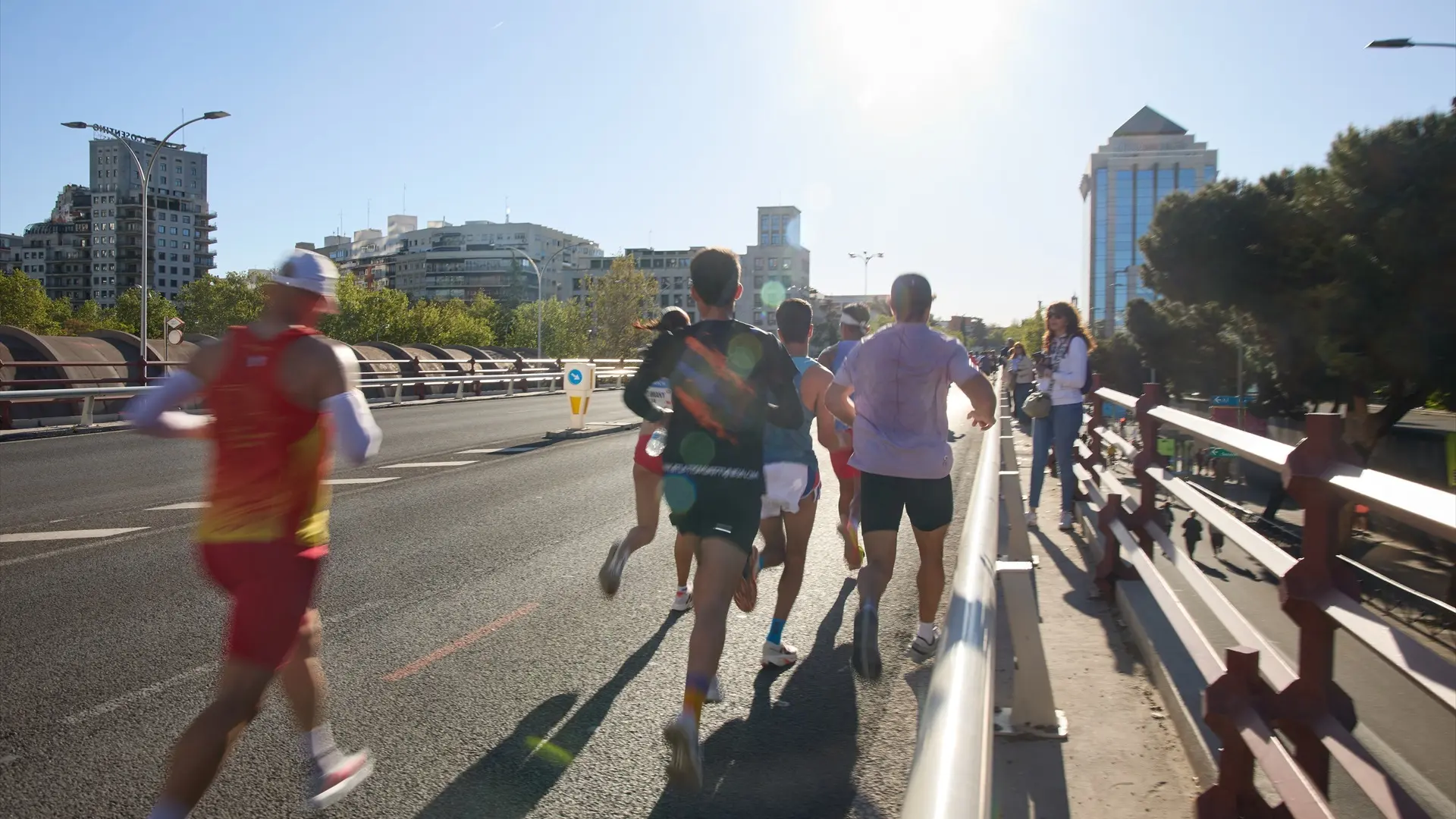 Este es el recorrido y plano completo del Maratón y Media Maratón de la Zurich Rock'n'Roll Running Series Madrid 2026