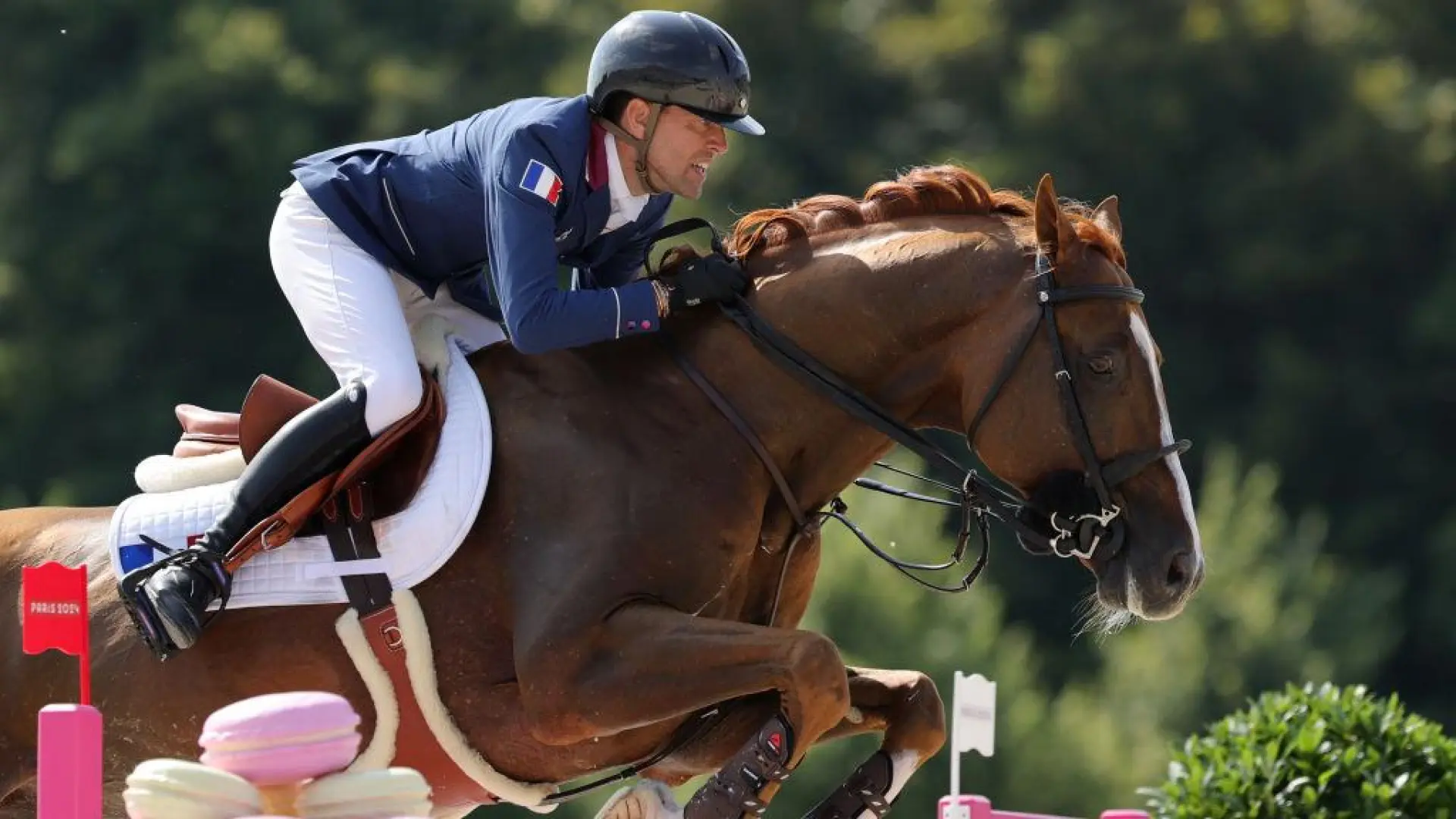 Un jinete medallista olímpico de París 2024, acusado de vender el semen congelado de un caballo sin consentimiento del dueño