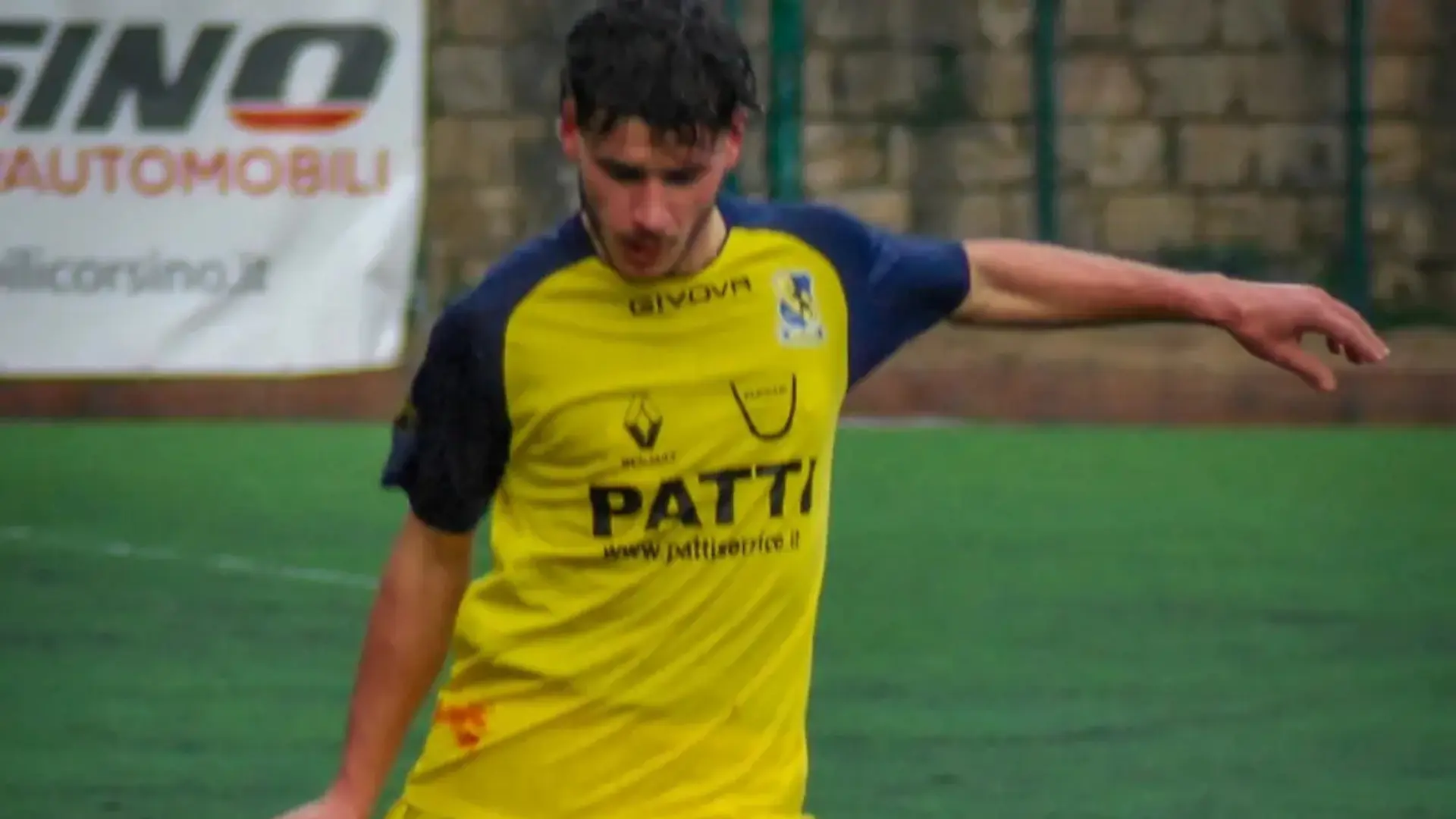Muere el futbolista Gabriele Vaccaro tras ser presuntamente apuñalado con un destornillador al robarle unas pizzas