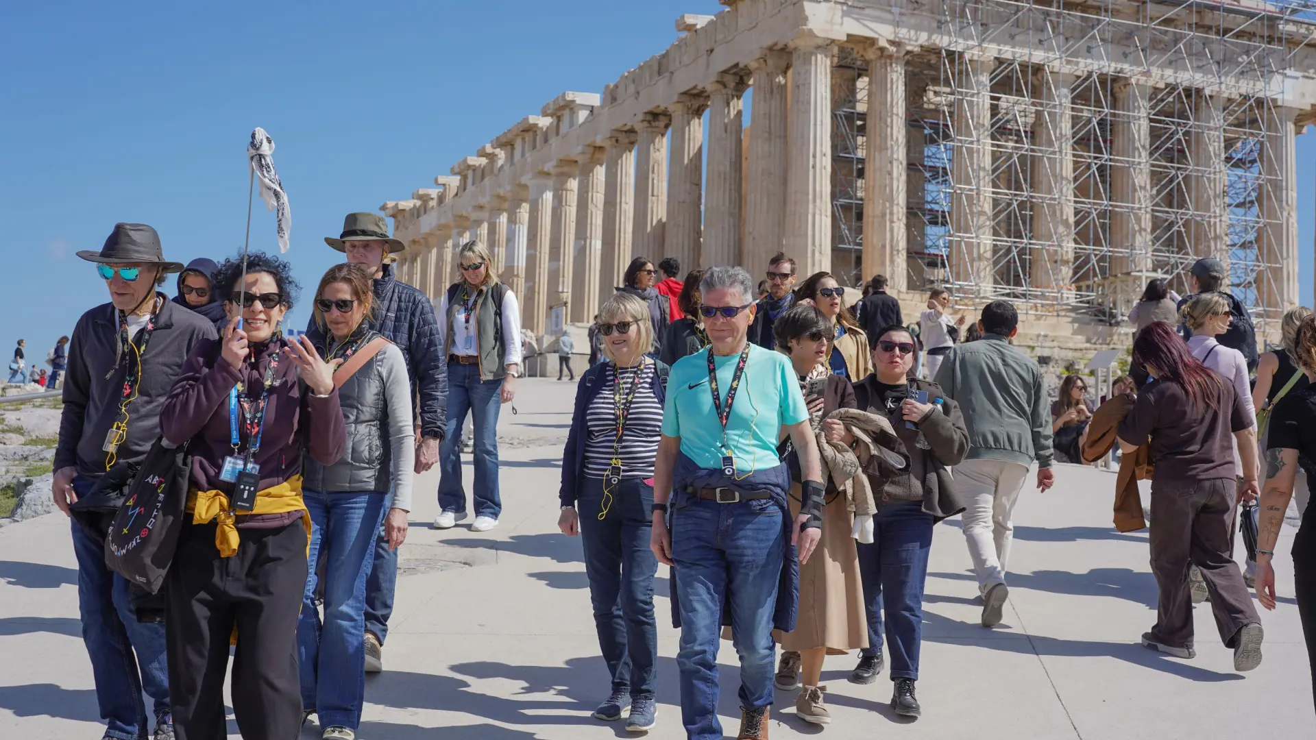 El alcalde de Atenas declara la guerra al turismo masivo: «La ciudad no puede funcionar como un hotel gigante»