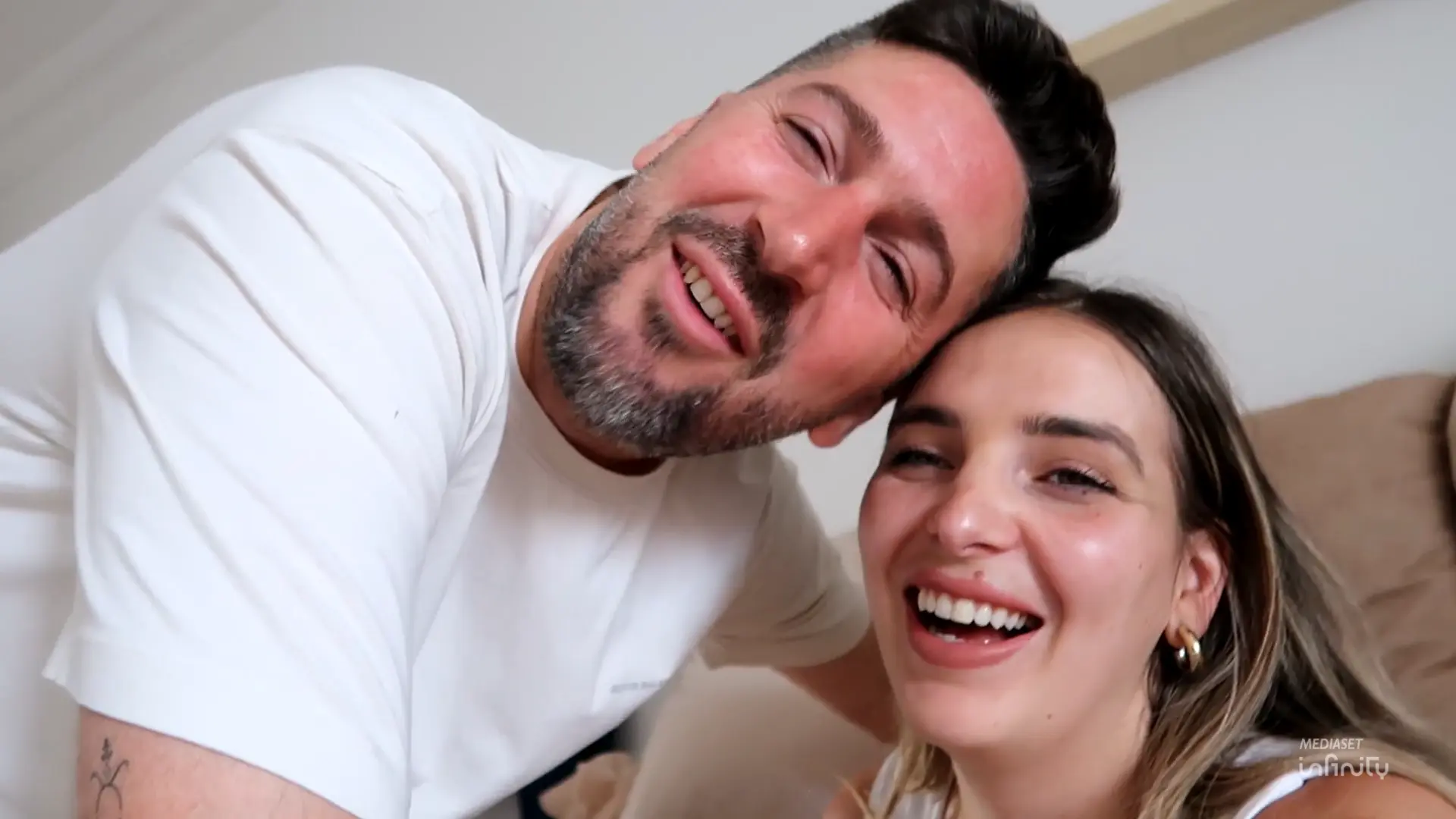 Patri Pérez anuncia la ampliación de su familia con una nueva mascota: «Lester se va a quedar a cuadros»