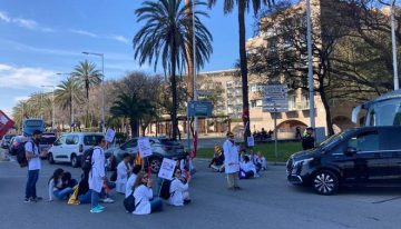 La nueva reunión entre Sanidad y los sindicatos médicos acaba sin acuerdo: las dos partes seguirán negociando